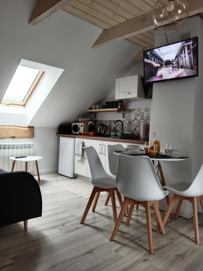Apartamenty Rownia 2 Ustrzyki Dolne Bagian luar foto