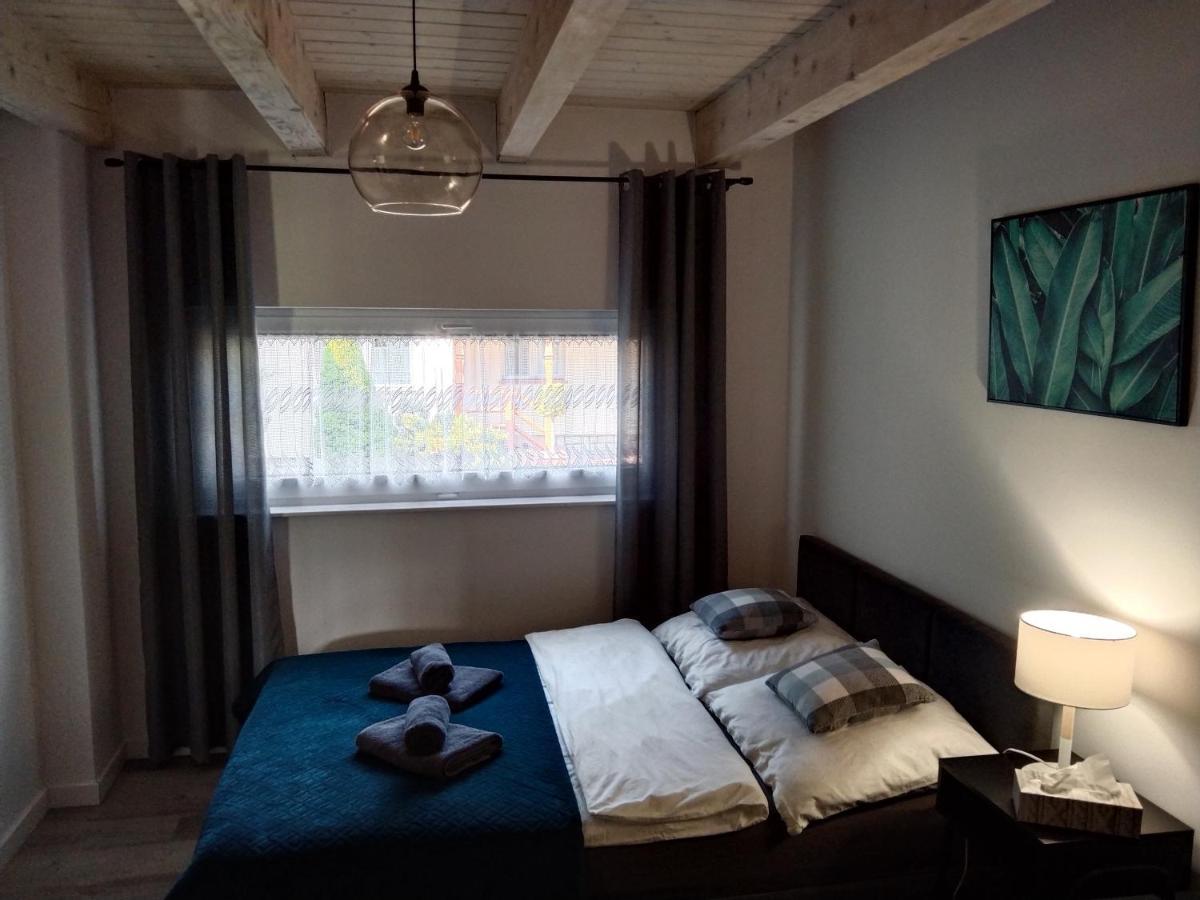 Apartamenty Rownia 2 Ustrzyki Dolne Bagian luar foto