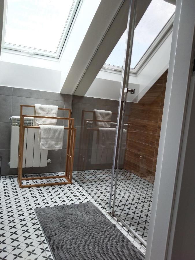 Apartamenty Rownia 2 Ustrzyki Dolne Bagian luar foto