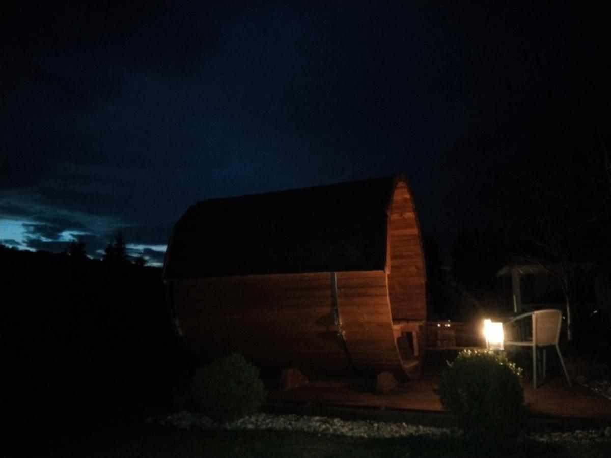 Apartamenty Rownia 2 Ustrzyki Dolne Bagian luar foto
