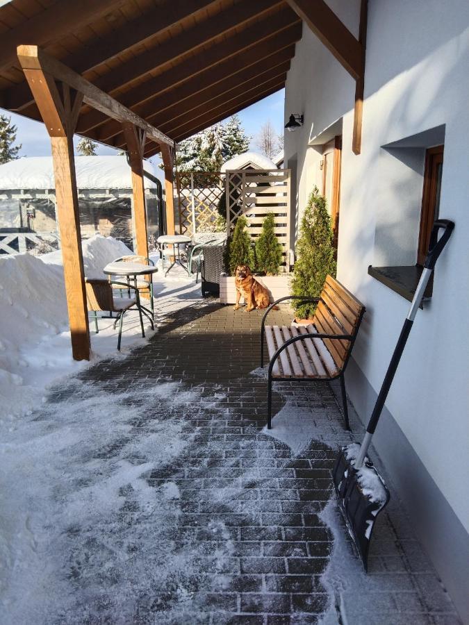 Apartamenty Rownia 2 Ustrzyki Dolne Bagian luar foto